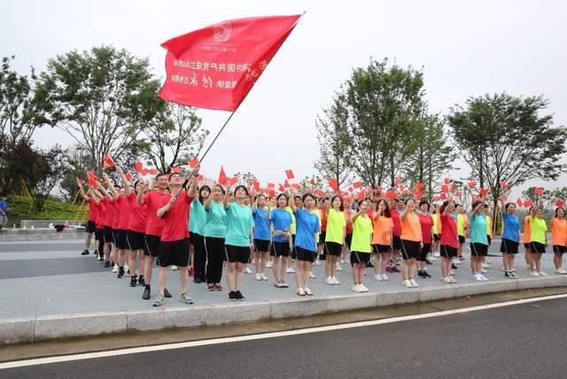 武汉三镇球迷伤心了！韦世豪即将离队，他将加盟海港搭档武磊！